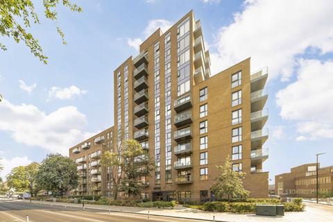Coster Avenue, London N4