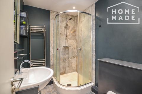 Studio to rent, Pinehurst Court, W11 2BJ
