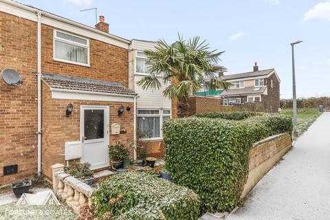 3 bedroom end of terrace house for sale, Radburn Close, Harlow