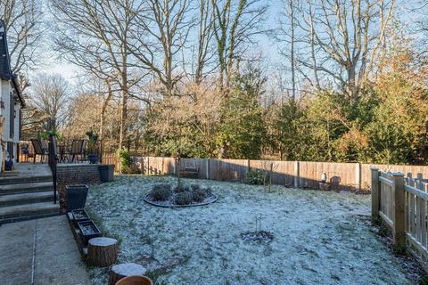 undefined, Ravenswing Park, Reading RG7