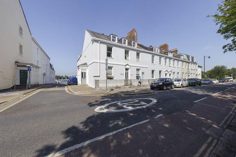 2 bedroom flat to rent, Durnford Street, Plymouth PL1