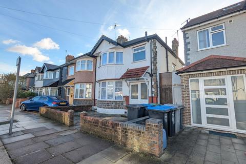 4 bedroom semi-detached house to rent, Ellesmere Road, Dollis Hill, London NW10