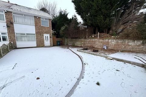 3 bedroom semi-detached house for sale, Pentland Avenue, Clayton, Bradford