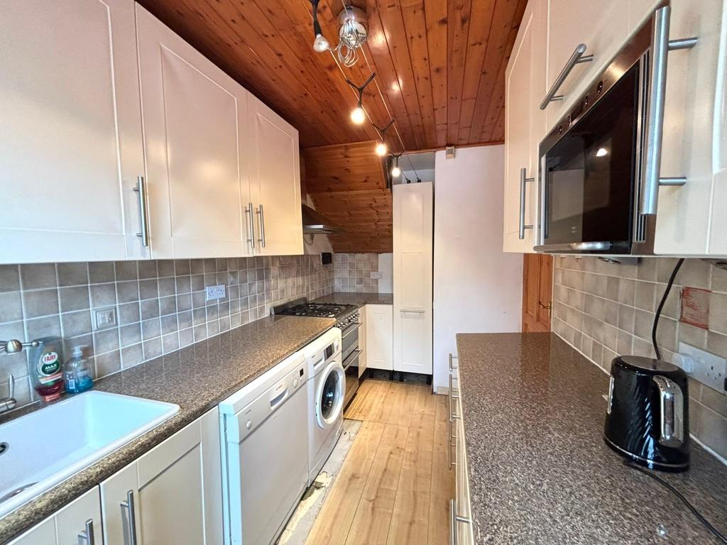 .Kitchen..