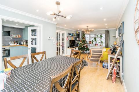 undefined, Grosvenor Mews