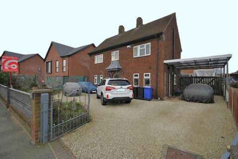 undefined, Cedar Road, Doncaster DN4