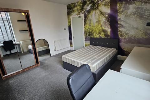 3 bedroom apartment to rent, Alma Road, Southampton