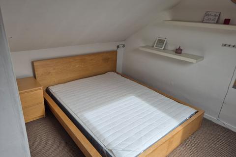 3 bedroom flat to rent, Clifton Road, Aberdeen, AB24