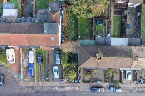 undefined, Clydesdale, Enfield