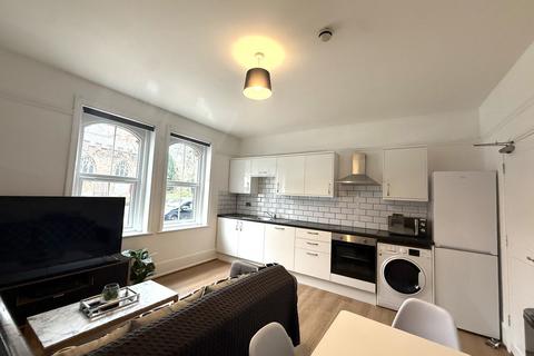 1 bedroom flat to rent, Cowick Street