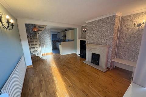 2 bedroom end of terrace house to rent, 24 Chapel Street, BEDWORTH, Warwickshire