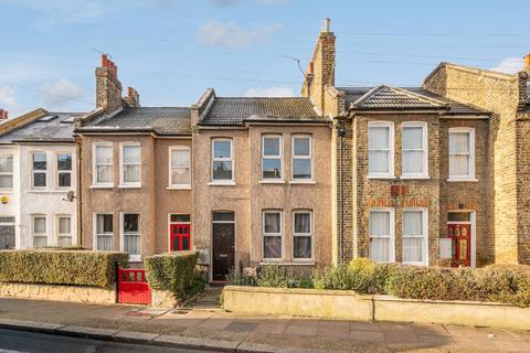 3 bedroom terraced house to rent, Alston Road, Tooting, London, SW17