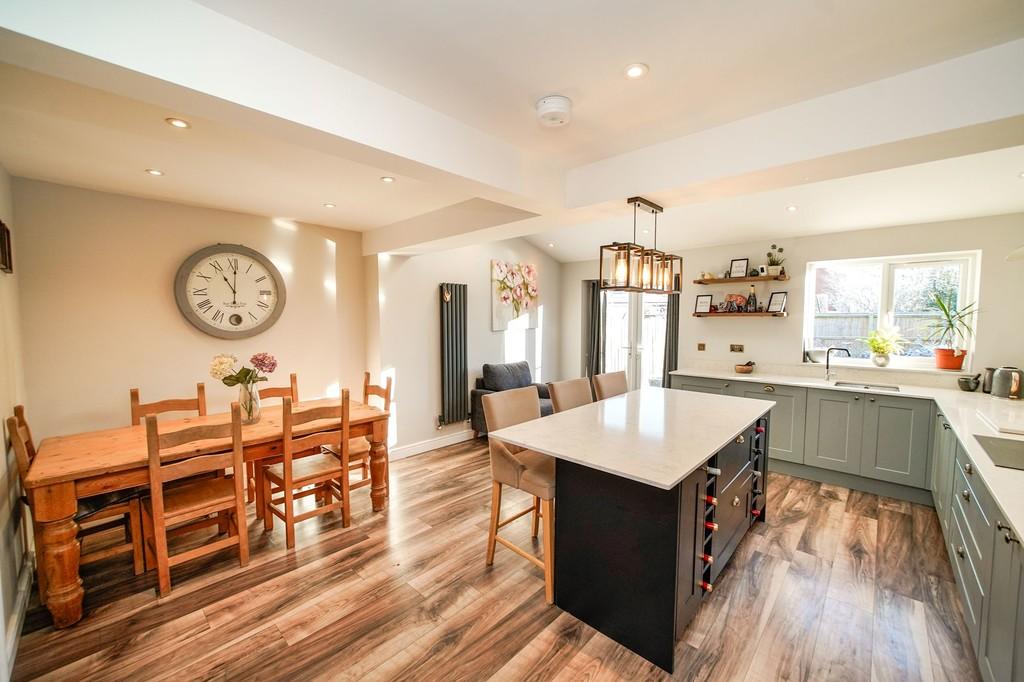 Living Suite/Family Room