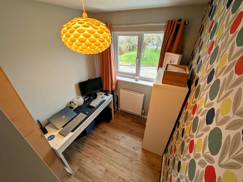 Bedroom 3 / Study