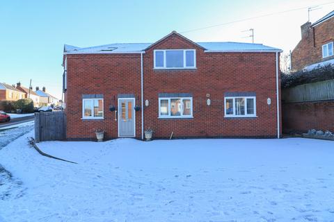 undefined, Fairfields Hill, Polesworth