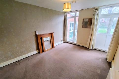 2 bedroom apartment to rent, The Lindens, Wolverhampton WV6