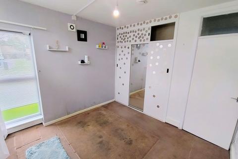 2 bedroom apartment to rent, The Lindens, Wolverhampton WV6