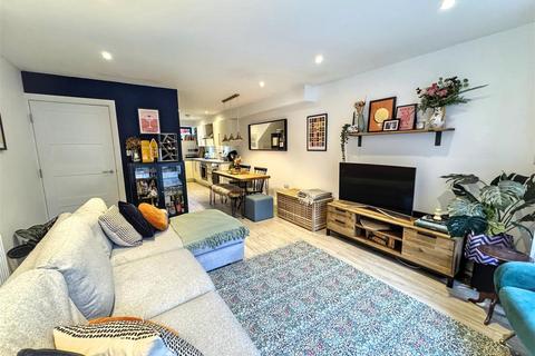 3 bedroom terraced house for sale, Grange Road, London