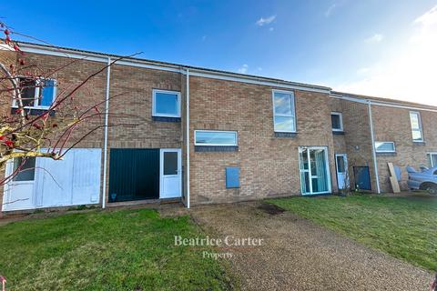 3 bedroom semi-detached house to rent, Apple Close, Brandon IP27