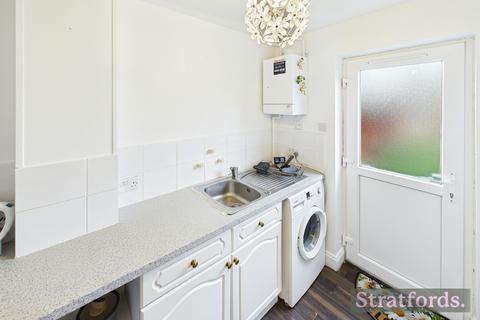 2 bedroom terraced house to rent, Sutton Court, Emerson Valley, MK4