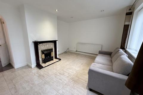 3 bedroom terraced house for sale, Cobham Road, Hounslow TW5