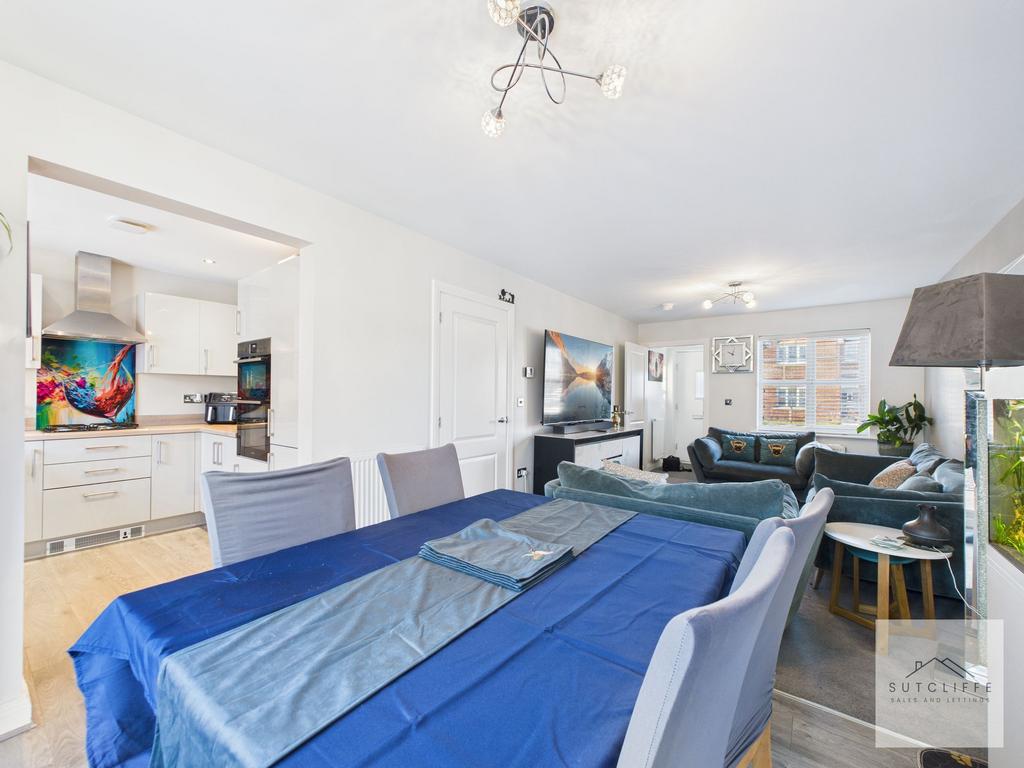 Living/Dining Room