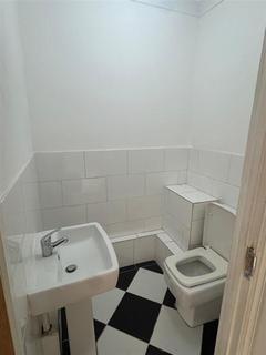 2 bedroom terraced house to rent, Sandway Road, Orpington, BR5