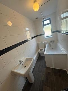 2 bedroom terraced house to rent, Sandway Road, Orpington, BR5