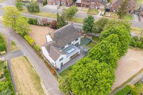 4 bedroom detached house for sale, Little Walden Road, Saffron Walden, CB10