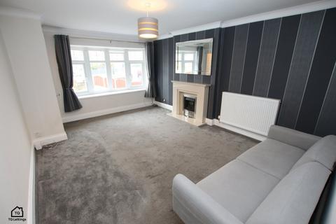 3 bedroom semi-detached house to rent, Dunscore Road, Wigan WN3