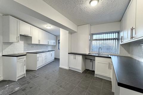 3 bedroom semi-detached house for sale, Oakland Drive, Dudley, DY3 2SH
