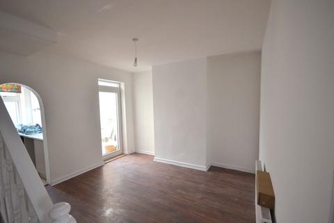 2 bedroom terraced house to rent, South Road, Bournemouth BH1