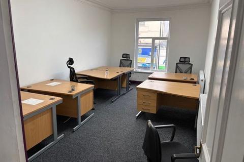 Property to rent, TO LET- 146 Yorkshire Street, Rochdale