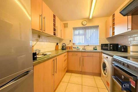 2 bedroom apartment for sale, Beacon Court, Chester Road, Streetly, B74 2HT