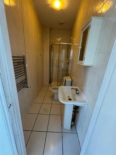 Studio to rent, 80 Endwell Road, Brockley, SE4