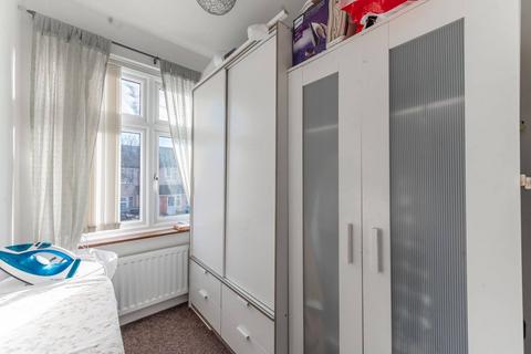 undefined, Crofts Road, Harrow, HA1