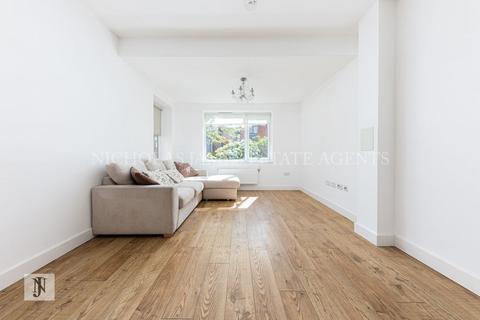 undefined, Wells Mews, New Southgate, N11