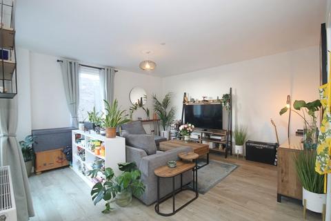 2 bedroom apartment for sale, Gayton Road, Harrow