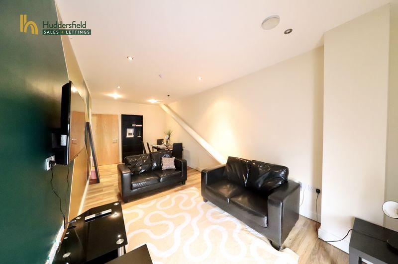 Living/Dining Area