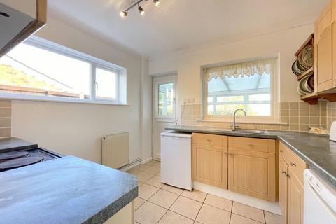 2 bedroom bungalow for sale, Cinque Port Road, Brightlingsea, CO7