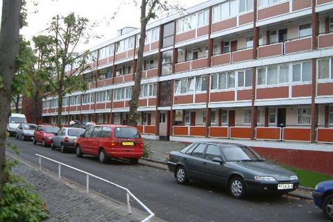 3 bedroom flat to rent, Harbridge Avenue, Roehampton, London