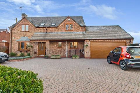 Stonebow Road, Drakes Broughton
