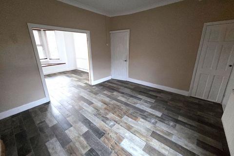 undefined, The Crescent, Machen CF83