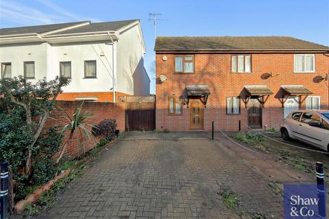 undefined, Turton Way, Slough SL1