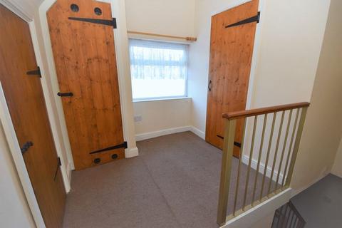 undefined, Station Road, Toddington