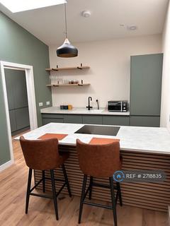 1 bedroom in a house share to rent, Main Street, Carnwath, Lanark, ML11