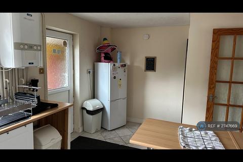 undefined, Laurel Dene, Llanharry, Pontyclun, CF72