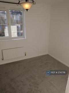 3 bedroom terraced house to rent, Beaumont Way, Hampton Hargate, Peterborough, PE7