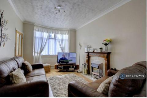 3 bedroom terraced house to rent, Norcliffe Street, Middlesbrough, TS3