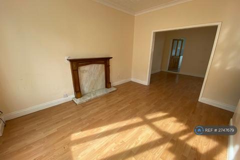 3 bedroom terraced house to rent, Norcliffe Street, Middlesbrough, TS3